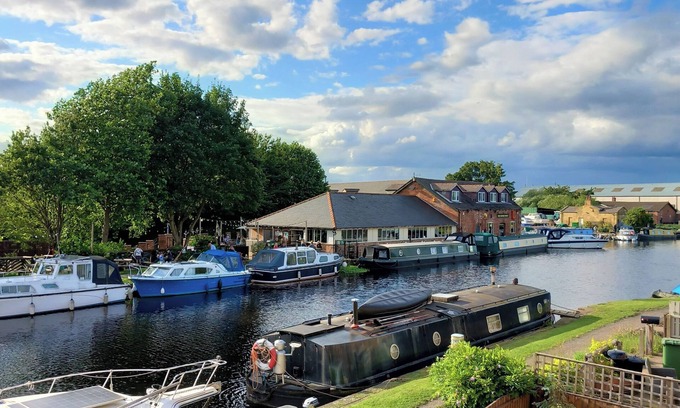 Stanley Cottage | The Moorings