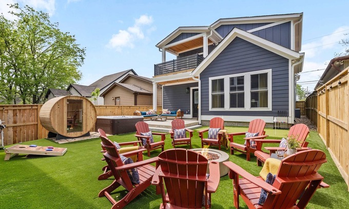 Hope Gardens House | The Morrison - Karaoke, Theater, Backyard Oasis