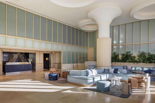 Near Northeast Hotel | The Morrow Washington Dc, Curio Collection By Hilton