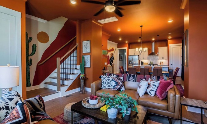 Whitebridge House | The Nash Note 10-Music City Escape-Sleeps 8