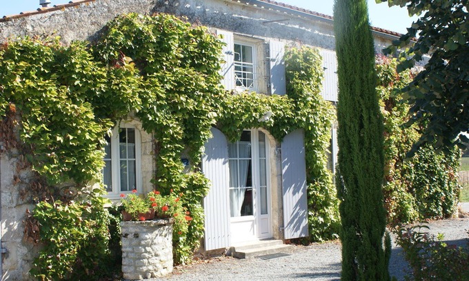 Surgeres House | The Nest for 3 people at Gîtes Les Grandes Chaumes