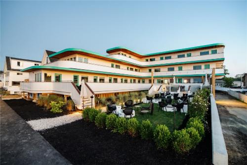York Beach Hotel | The Nevada