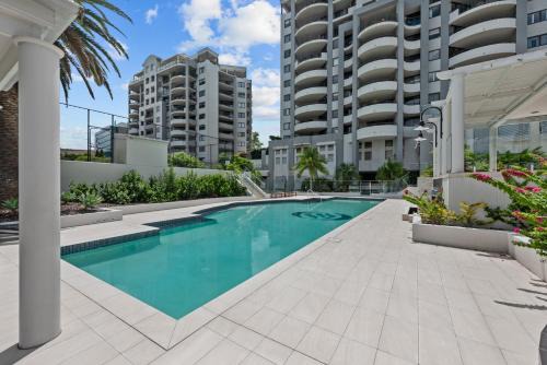 Auchenflower Apartment | The Oasis Apartments