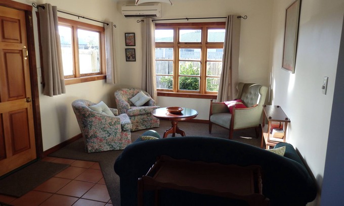 Sydenham Cottage | The old bakery