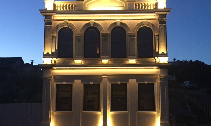 Oamaru Apartment | The Old Confectionery - Heritage Apartment in the Old Precinct