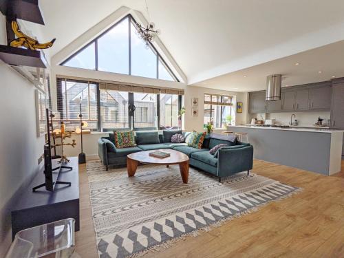 Midhurst House | The Old Court House - Midhurst