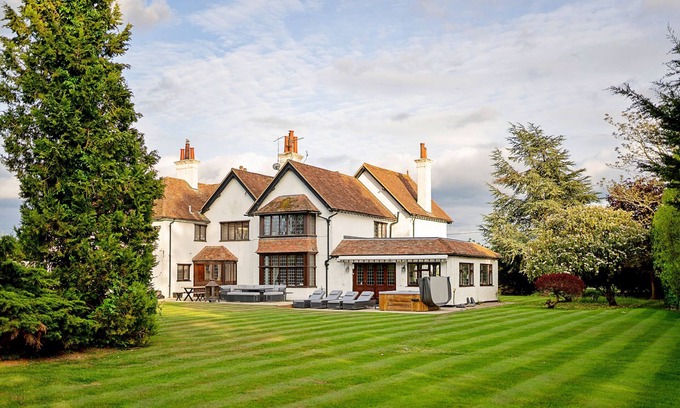 Tring House | The Old Rectory