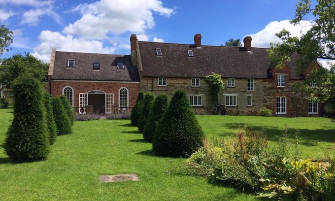 Towcester Bed & Breakfast | The Old Rectory,Nr Silverstone