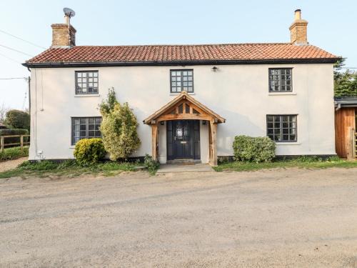 Ely House | The Old Red Lion