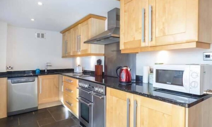 Lewannick Cottage | The Old School House