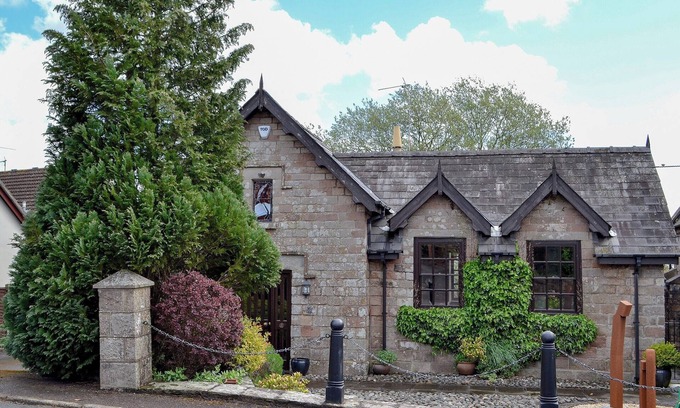 Penallt Cottage | The Old School Penallt