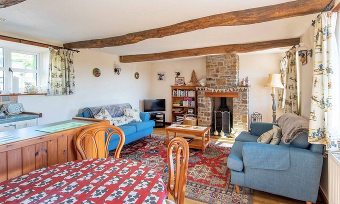 Lifton Cottage | The Old Shippen - UK48328