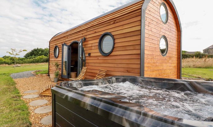 Mabe Cottage | THE OLJU, pet friendly, character holiday cottage in Ponsanooth