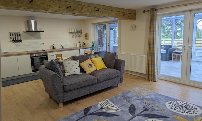 Louth House | The Orangery