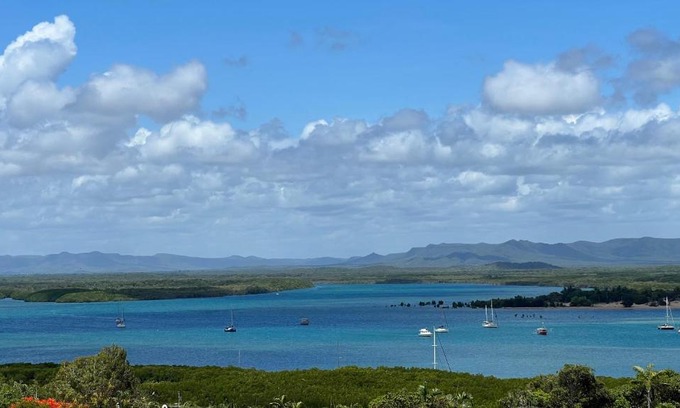 Cooktown Bed & Breakfast | The Orchid Suite - Apartment in Cooktown