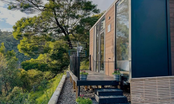 Diamond Harbour House | The Outlook by Tiny Away