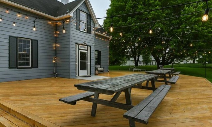 Berryville Apartment | The Outpost Suite 2- A Curated Farmhouse Suite