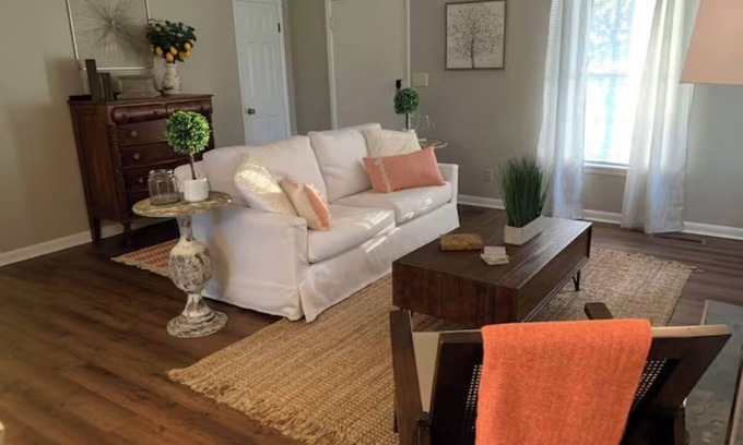 Dothan House | The Owl and Magnolia