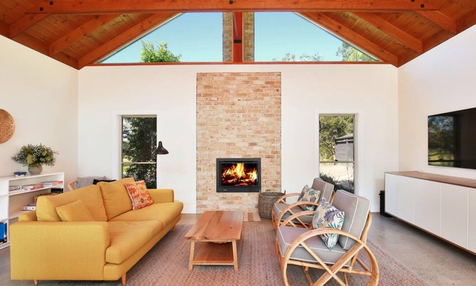 Broughton Vale House | The Paddock - A Modern Coastal Barn