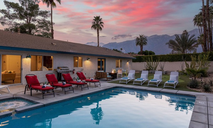 Araby House | The Palms at Escoba - Sprawling 5Bd/3Ba Stunning Home!
