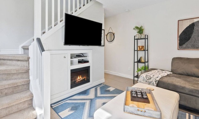 Craigleith Condo | The Parker Slopeside: Hot Tub + Mountain Views