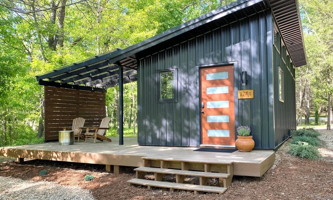 Noel Cabin | The Patsy at High Bank – Cozy Elk Riverfront Tiny Cabin in Scenic Noel, MO