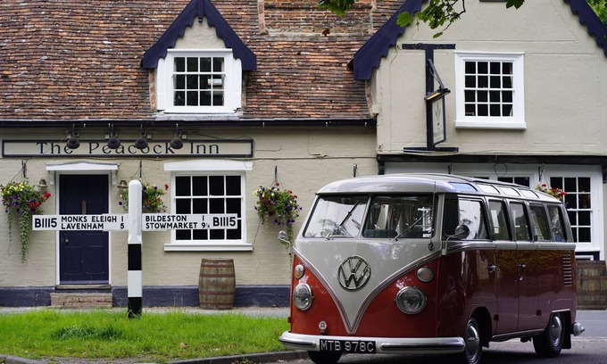 Chelsworth Hotel | The Peacock Inn