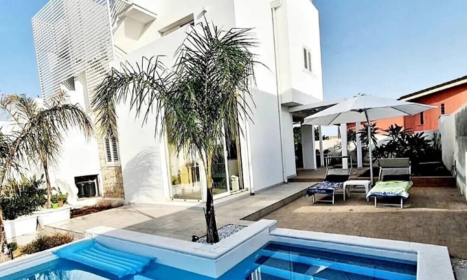 Granelli Villa | The Pearl Of Marzamemi
