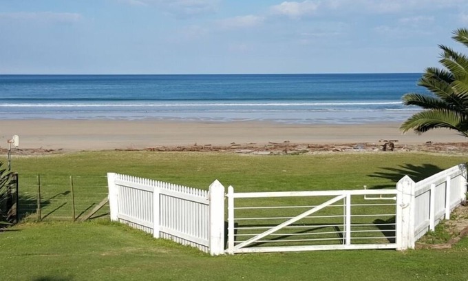 Tokomaru Bay House | The Perfect Eastcoast Beach Holiday Homes.