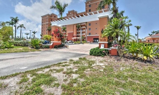 Burnt Store Marina Condo | The Perfect Getaway - Burnt Store Marina