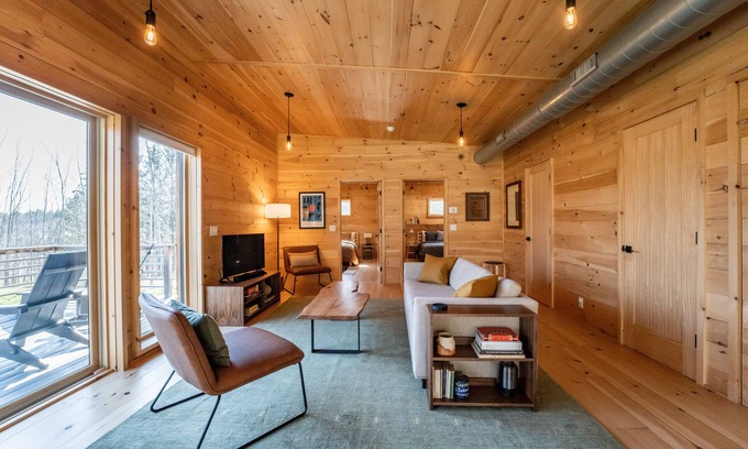 Chatham Cabin | The Pinetop Cabin | Modern ∙ Surrounded by Trees ∙ Sustainably-built