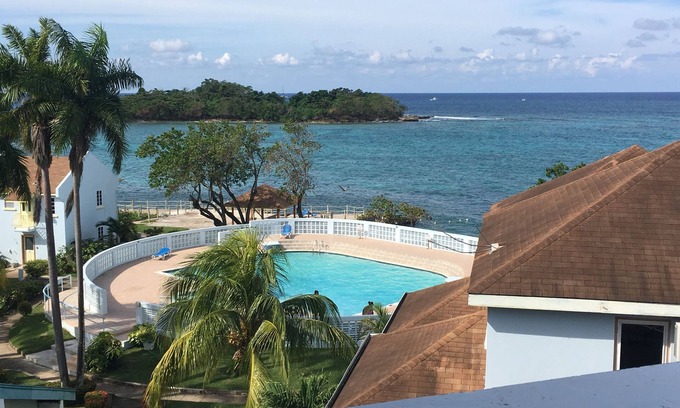Orange Bay Apartment | The Point-a jewel of Negril for couples or a small family.