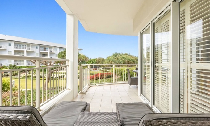 Kingscliff Apartment | The Pool Resort Kingscliff - 1BR with Garden View (6116) - Holiday Management Co.