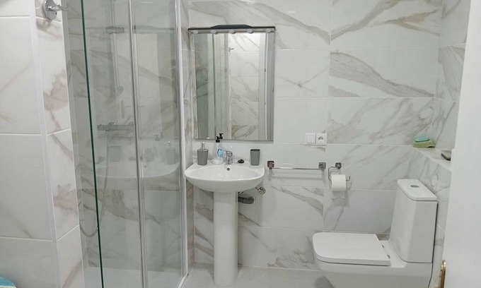 Casalarreina Apartment | THE QUEEN'S HOUSE