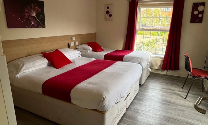 Colchester House | The Railway Sleeper Lodge