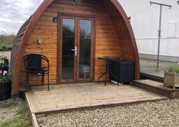 Murroogh Cabin | The Rainbow POD