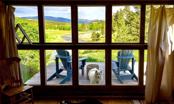 Eureka Cabin | The Ranch Hand - Epic River + Mountain Views
