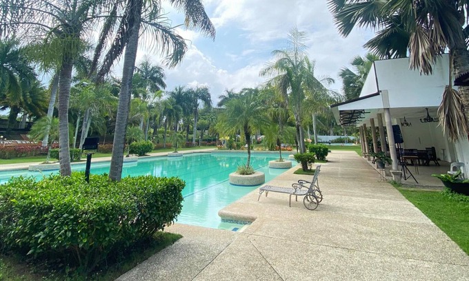 Pinamungajan Resort | The Ranch Resort Cebu powered by Cocotel