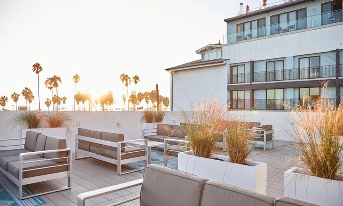 Venice Apartment | The Redline Venice
