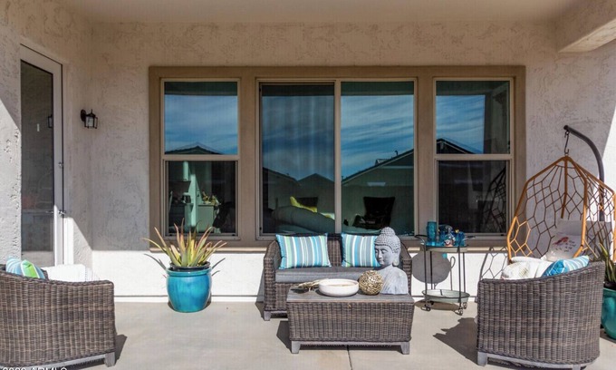 Buckeye House | The Residence on Avalon - A Corporate Retreat and Customized Stay!