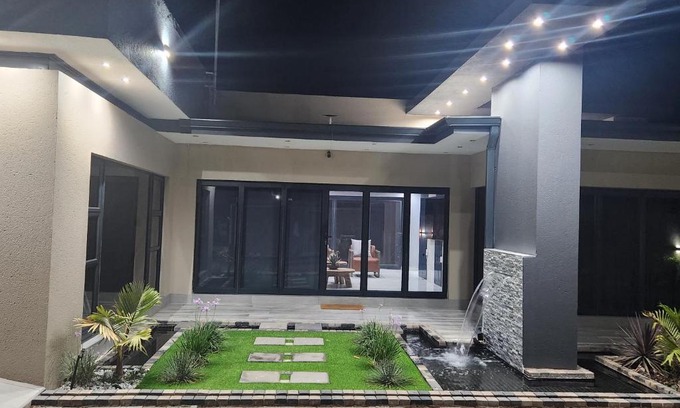 Musina Bed & Breakfast | The Residence Villa