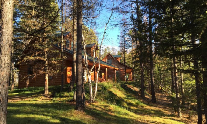 Martin City Cabin | The Ridge At Glacier/Highlander Cabin #2