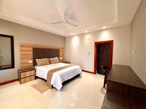 Zambia Cabin | The Ridge Grandstay