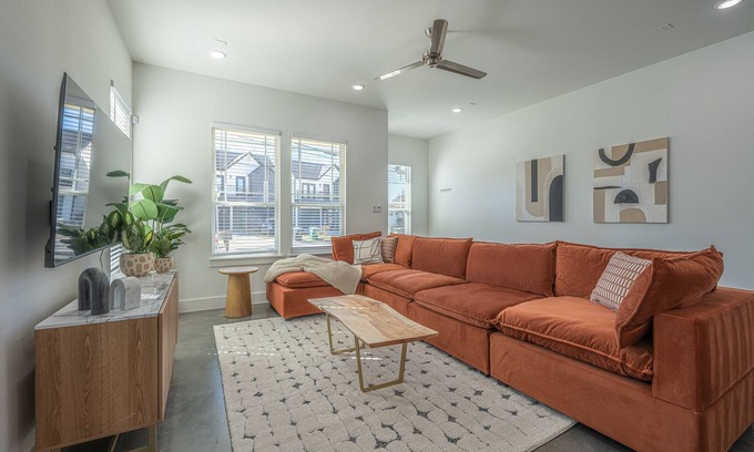 South Central Houston House | The Right House @ East Downtown