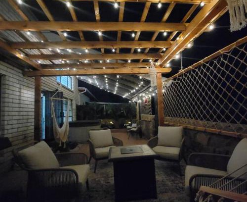 Las Cruces House | The Ritz Spa Sanctuary hot tub/patio/fam/pet