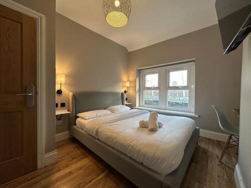 Riverside Bed & Breakfast | The Riverhouse