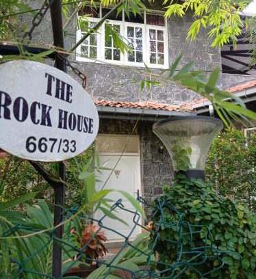 Seeduwa - Katunayake House | The Rock House