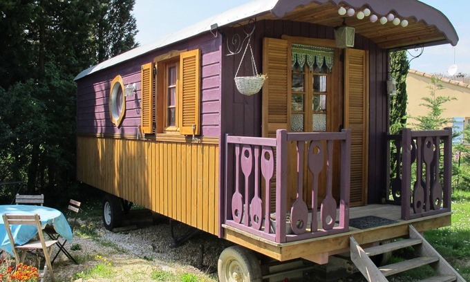 Montmaur Cottage | The Roulottes du lauragais