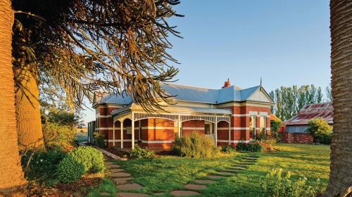 Daylesford House | The Royal Standard Farm Daylesford