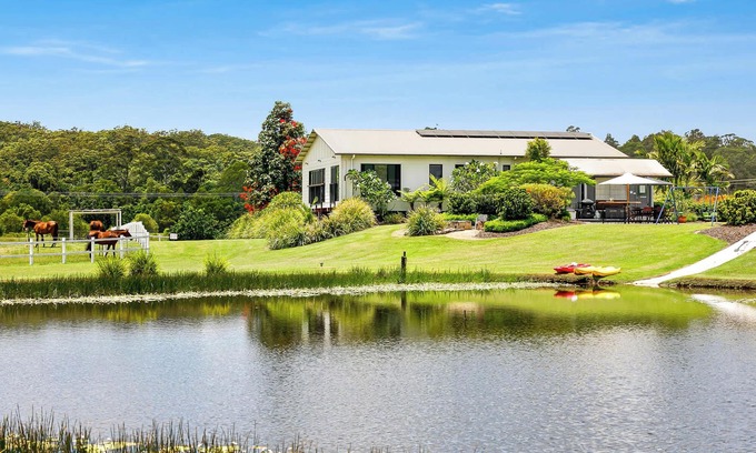 North Arm House | The Sanctuary Family Retreat - Noosa Hinterland